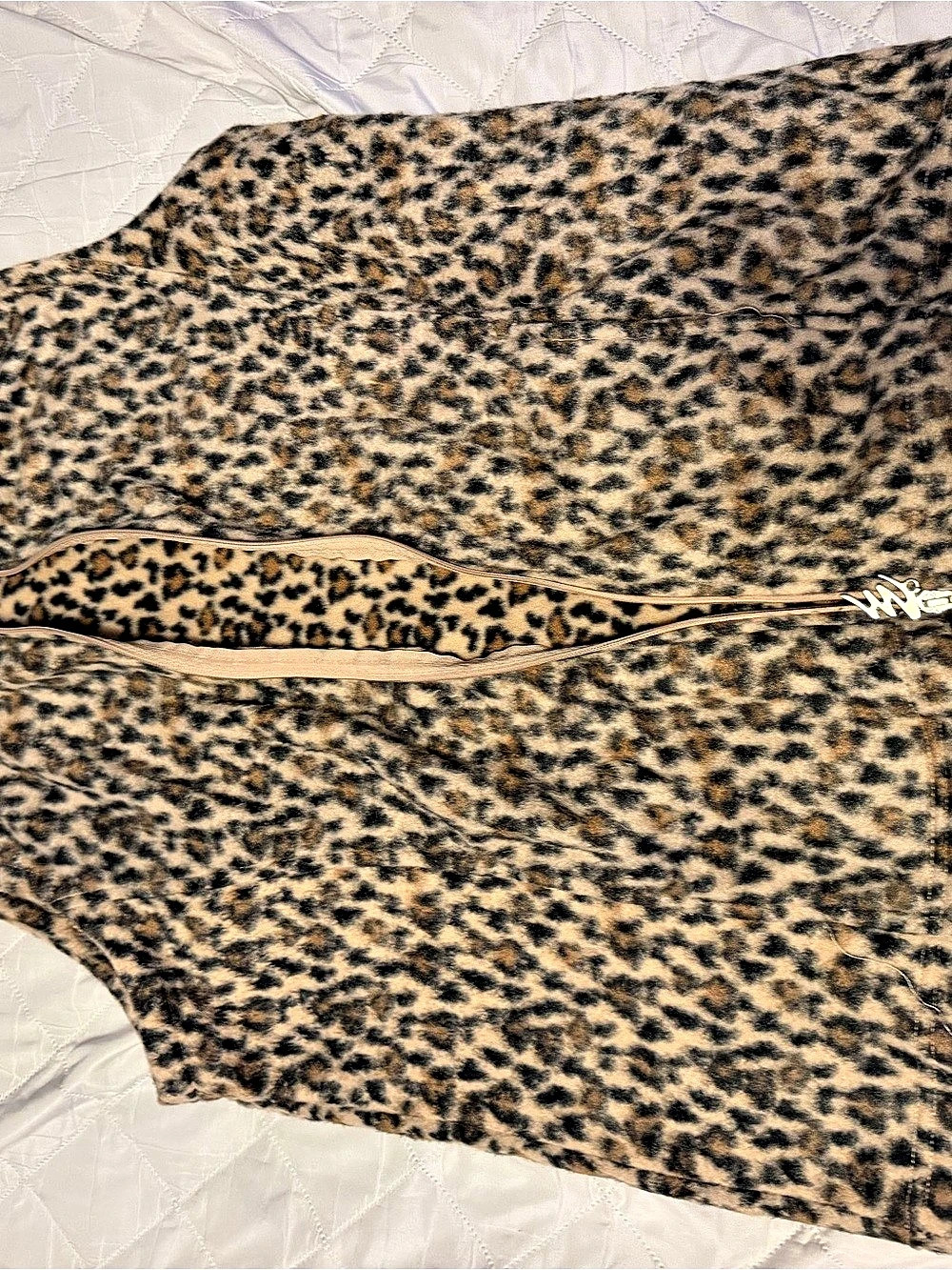 Juicy Couture Leopard Print Vest Size Large